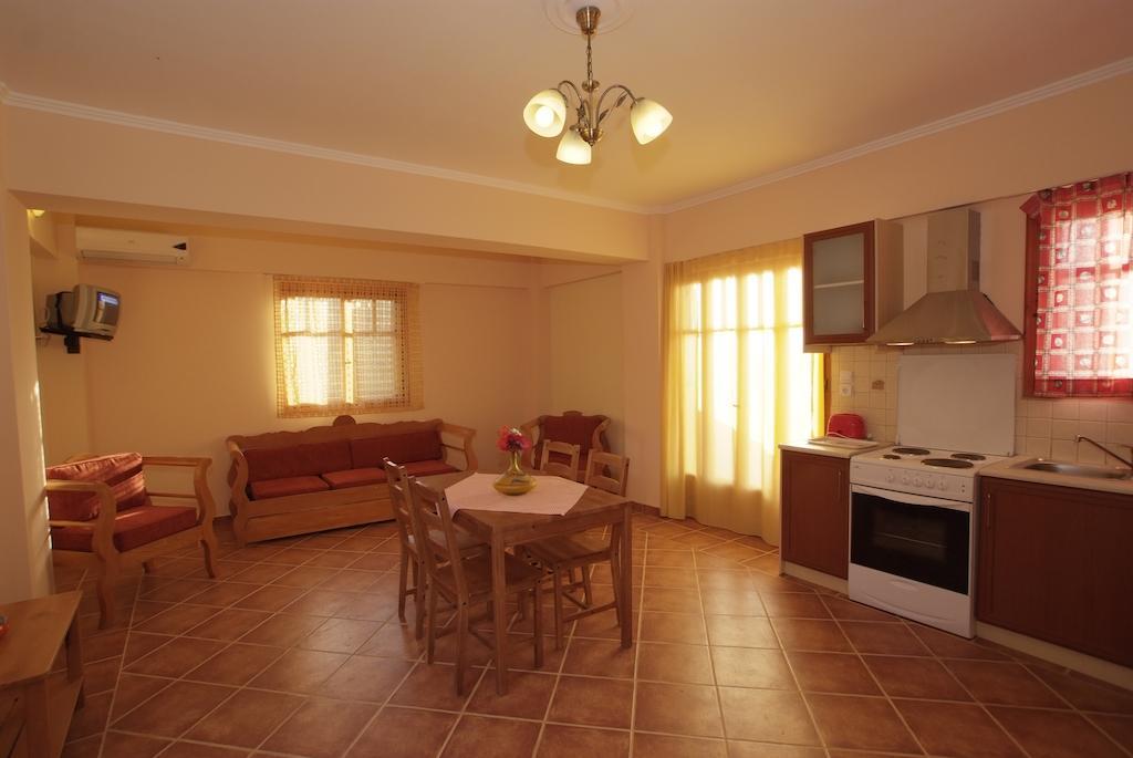 Irida Villa Armenistis  Rom bilde