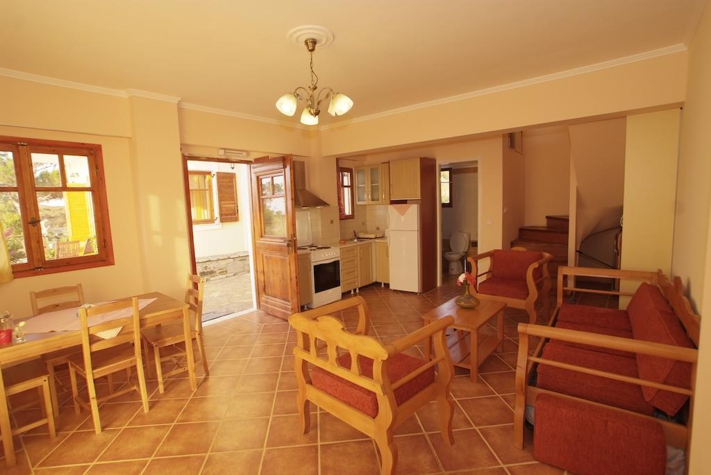 Irida Villa Armenistis  Rom bilde